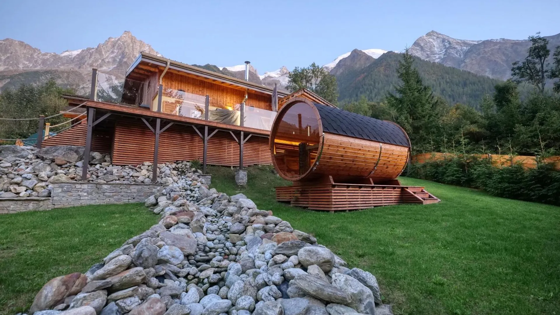 *Nouveau* Chalet Chamonix Cottage فرنسا